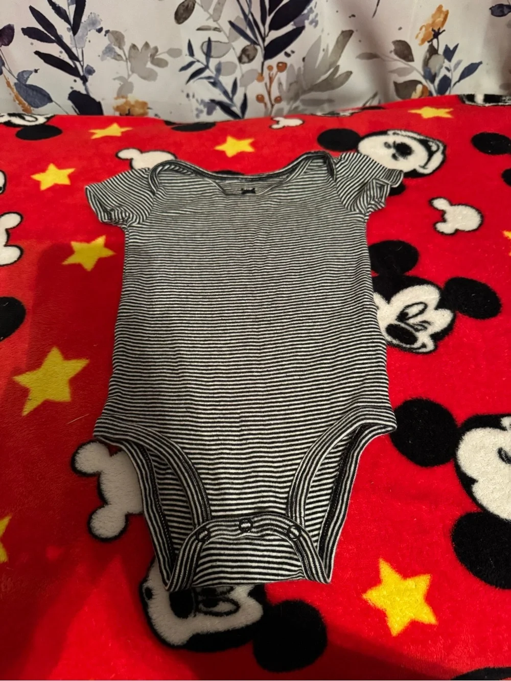 Carter's Navy & White Striped Baby One Piece Onsie 9 Month C5